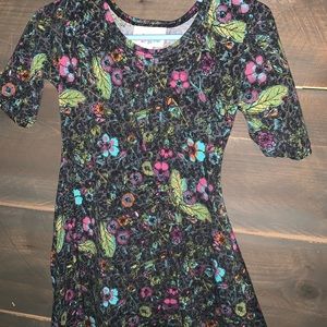 LuLaRoe size 2 Adeline’s! EUC